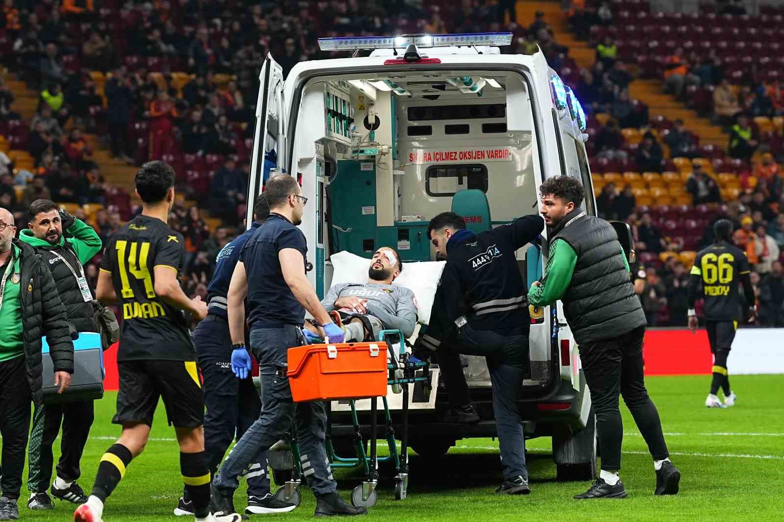 Ahmed Kutucu ile İsa Doğan kafa kafaya çarpıştı
