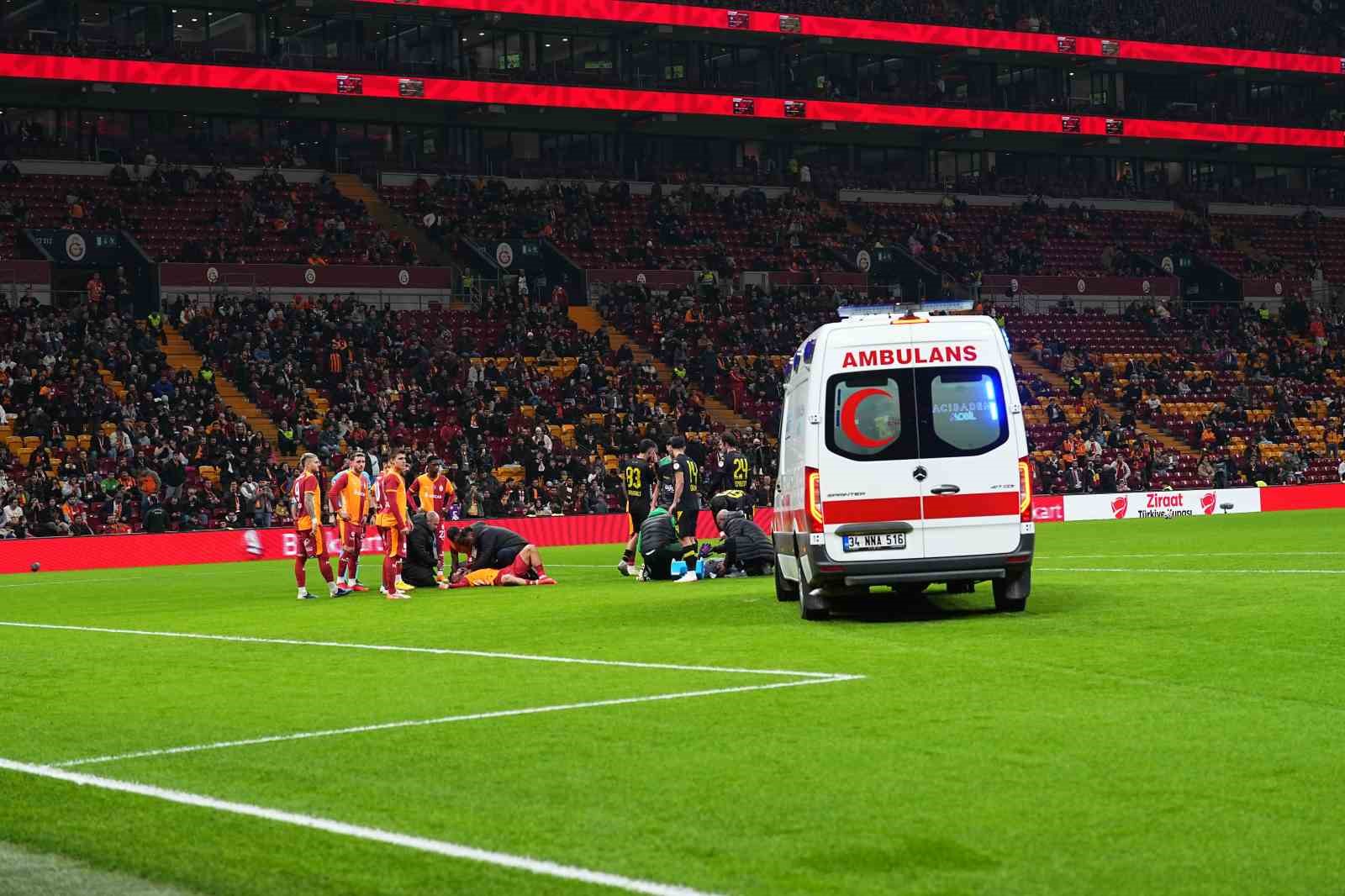 Ahmed Kutucu ile İsa Doğan kafa kafaya çarpıştı
