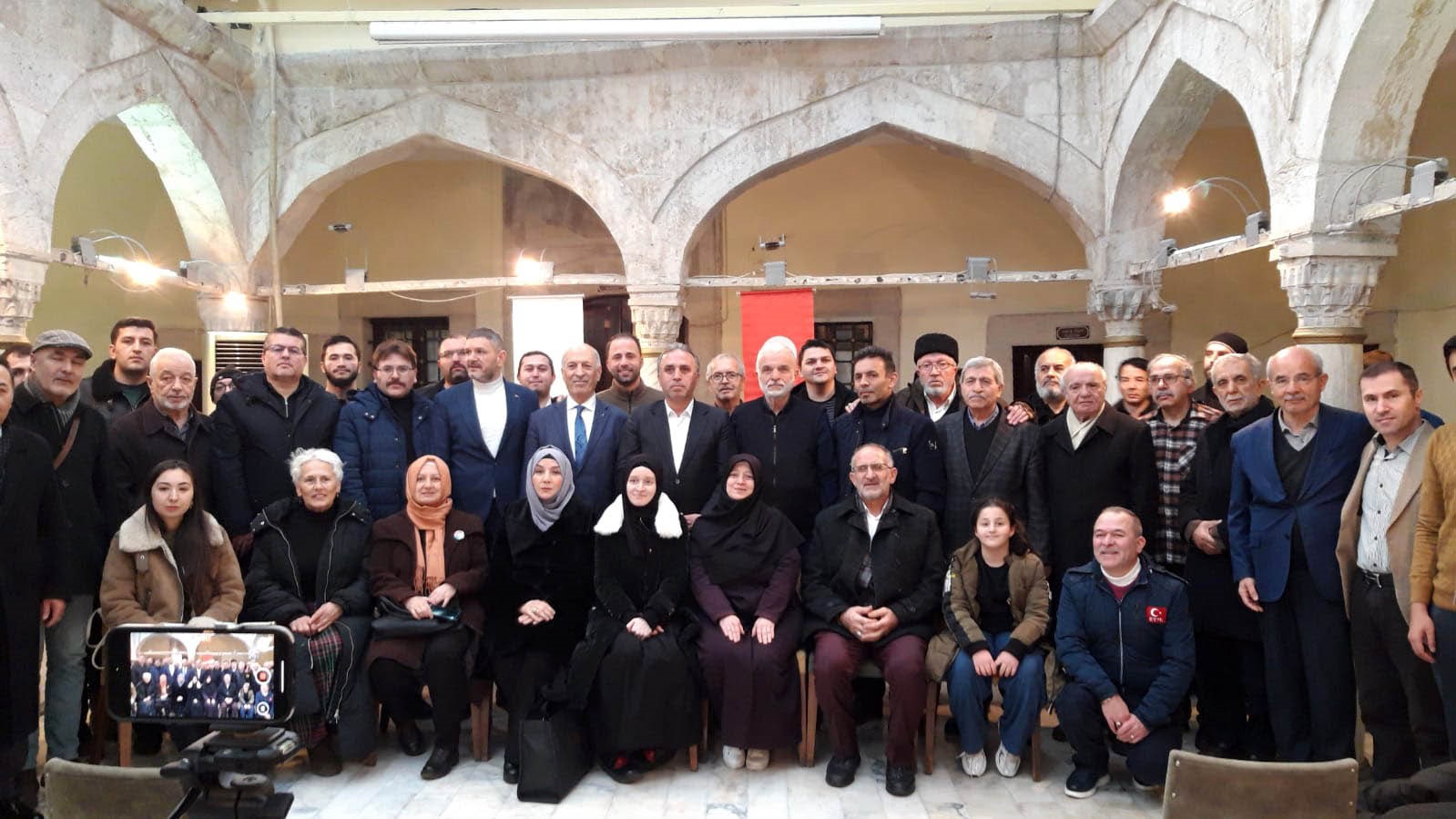 Ahmet Arvasi özel programla anıldı
Ahmet Arvasi özel programla anıldı