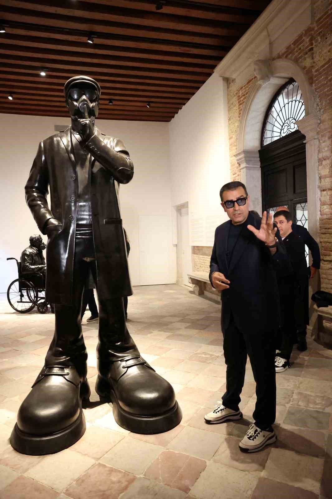 Ahmet Güneştekin’in "Sessizlik" Sergisi
