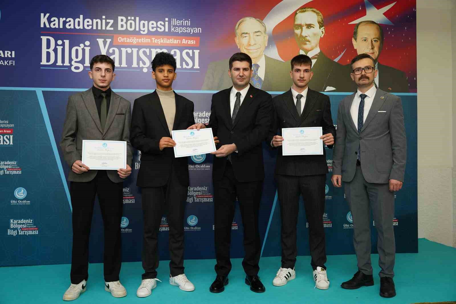 Ahmet Yiğit Yıldırım: "Bağımlılık boşlukta filizlenir, kimliği olmayan, hedefi olmayan, ait olduğu yeri bulamayan genci esir alır"
