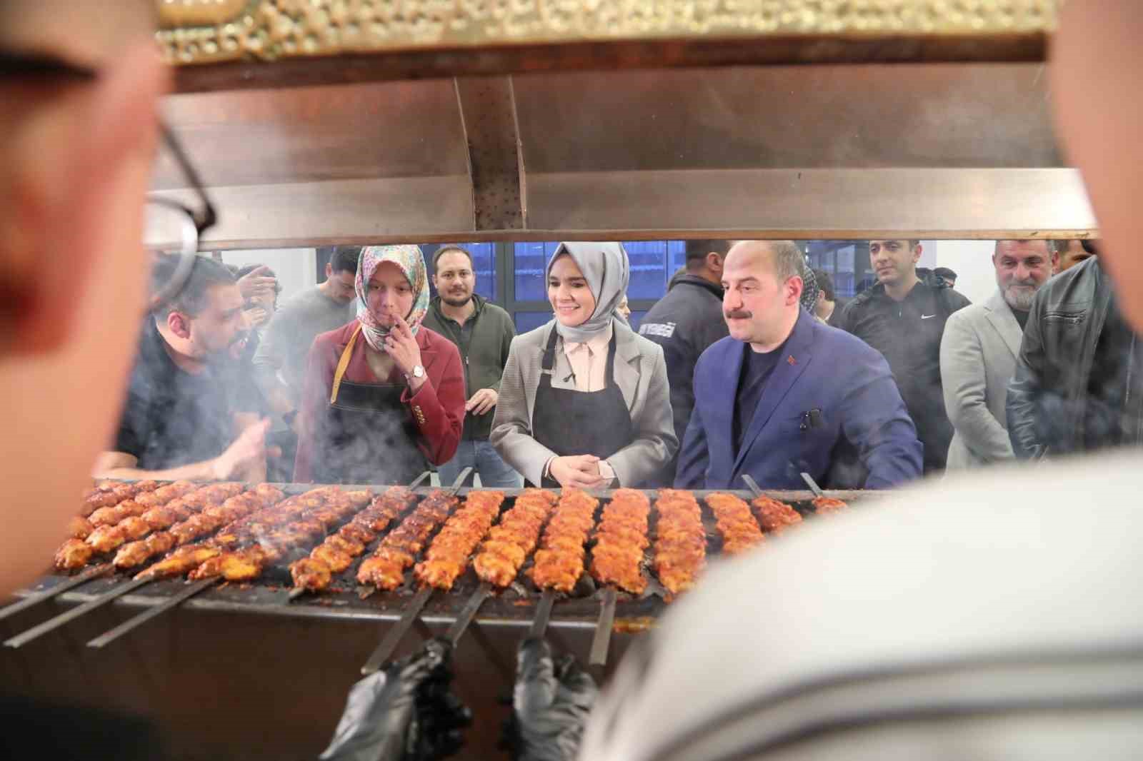 Aile ve Sosyal Hizmetler Bakanı Göktaş: "Her daim çocuklarımızın yanında olmaya devam edeceğiz"
