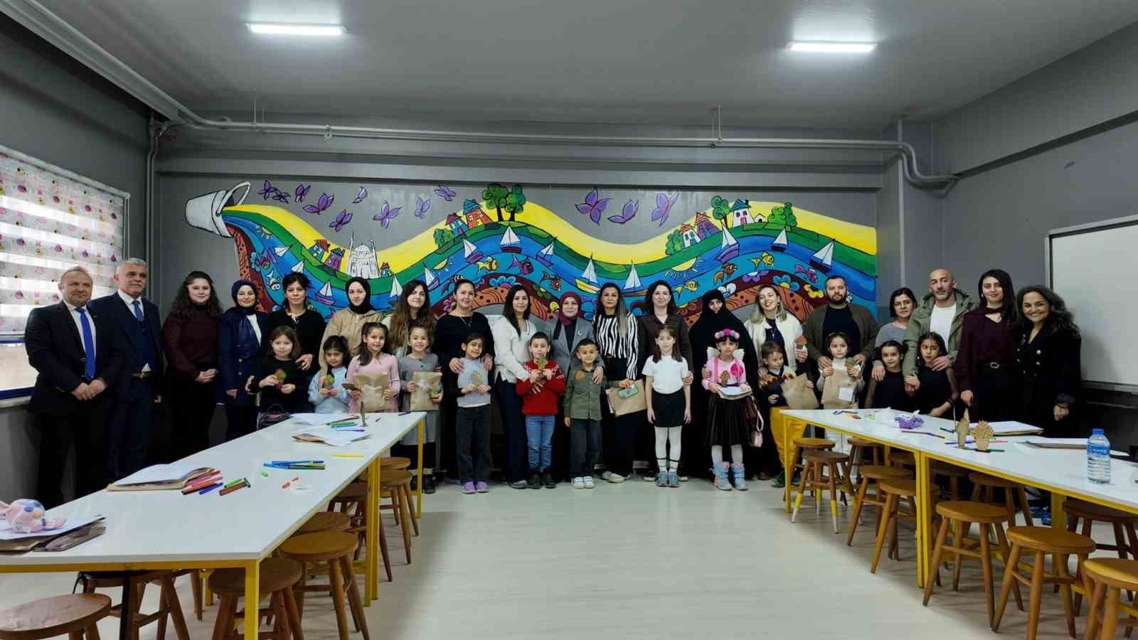 Aileler masal atölyesinde buluştu
Aileler masal atölyesinde buluştu