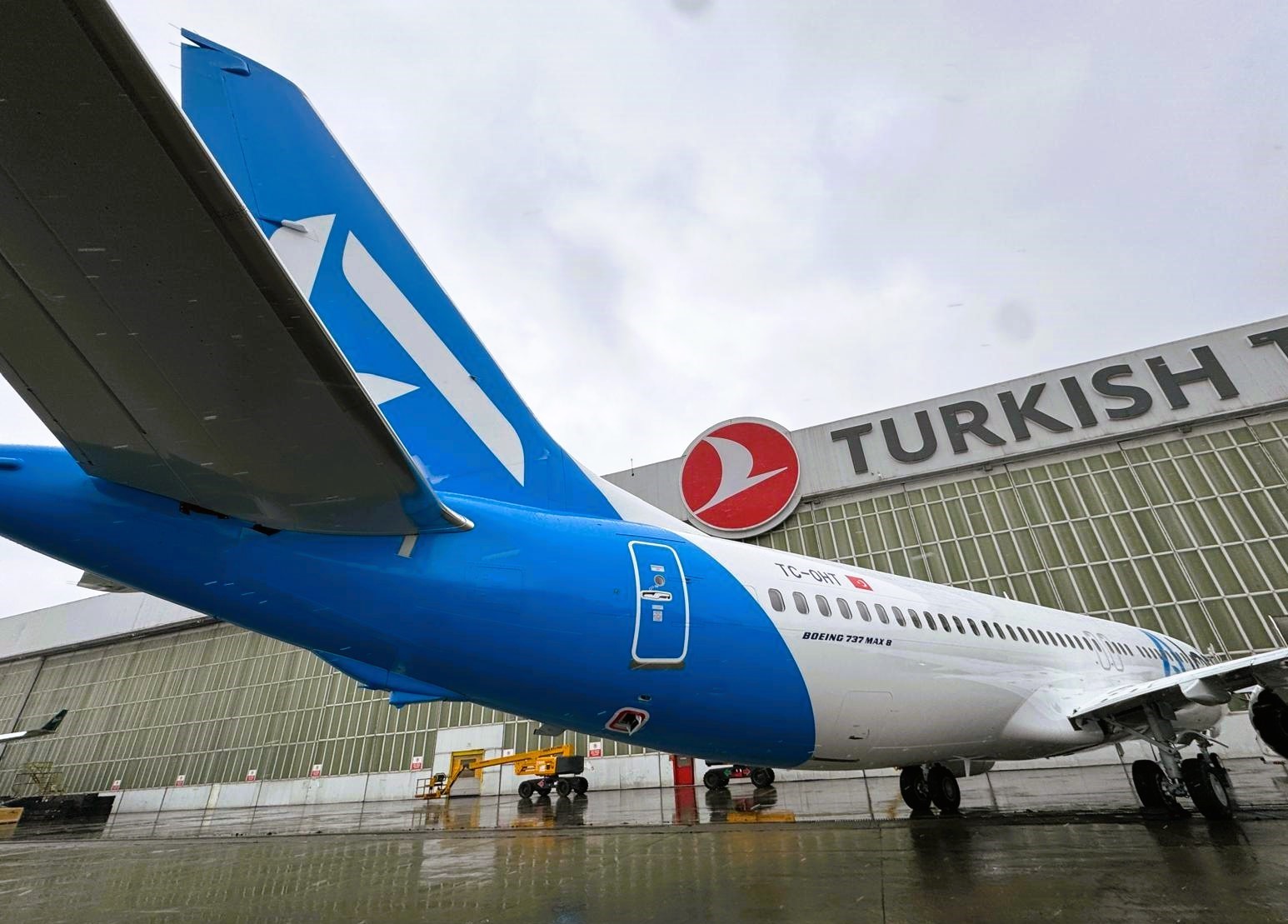 AJet filosuna 3 yeni nesil uçak daha katıldı
AJet filosuna 3 yeni nesil uçak daha katıldı