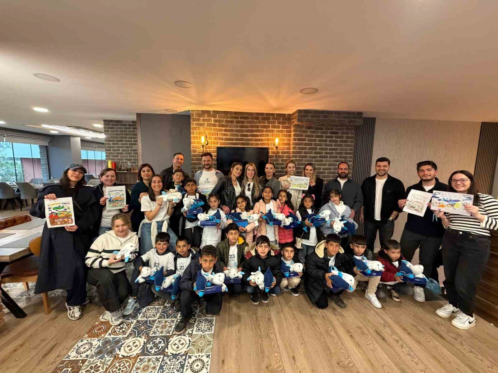 AJet’te 23 Nisan etkinlikleri
