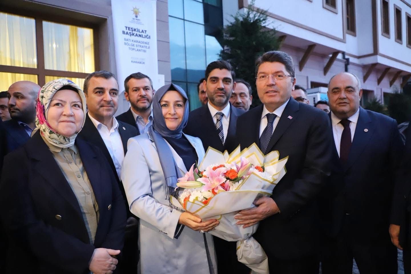 AK Parti Batı Karadeniz Bölge Toplantısı Karabük’te tamamlandı
AK Parti Batı Karadeniz Bölge Toplantısı Karabük’te tamamlandı