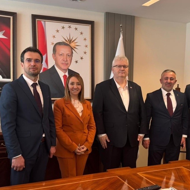 AK Parti Bilecik heyeti tarım ve sağlık alanındaki çalışmaları görüştü
