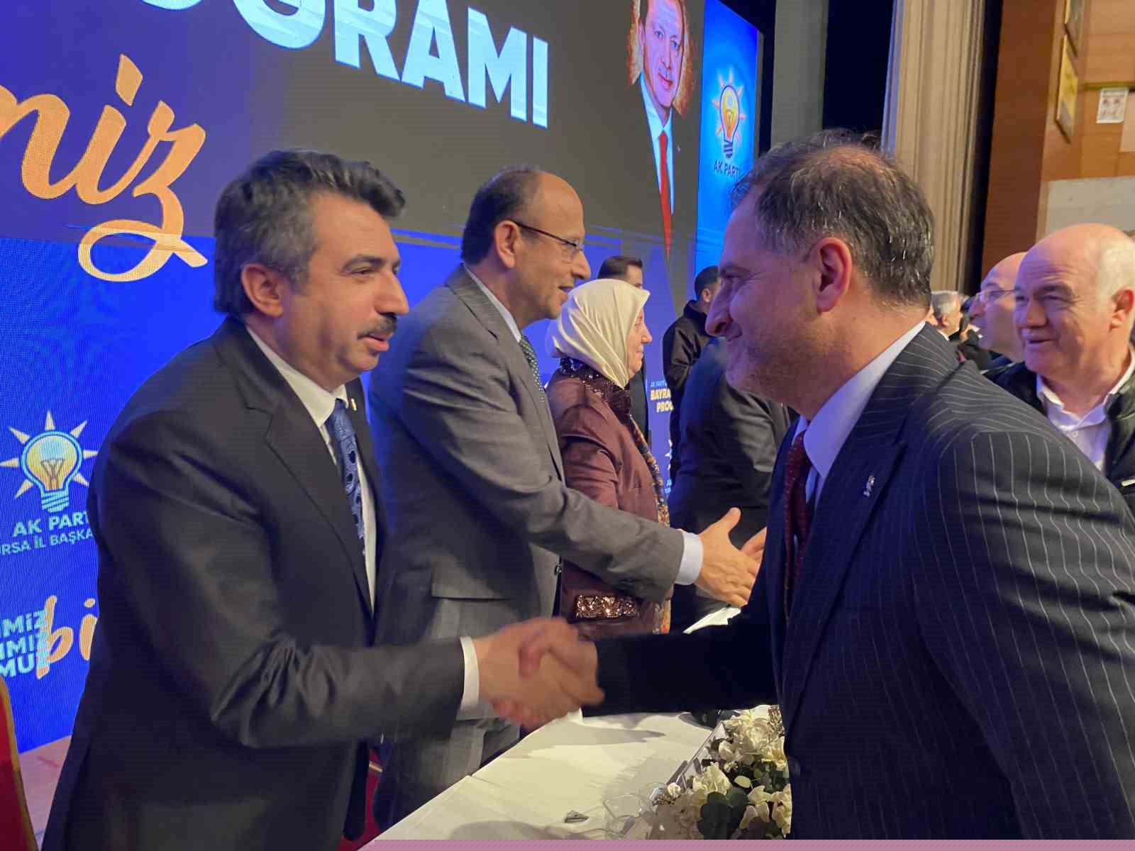 AK Parti Bursa’da bayramlaşma programı: Birlik, hizmet ve teşkilat vurgusu
