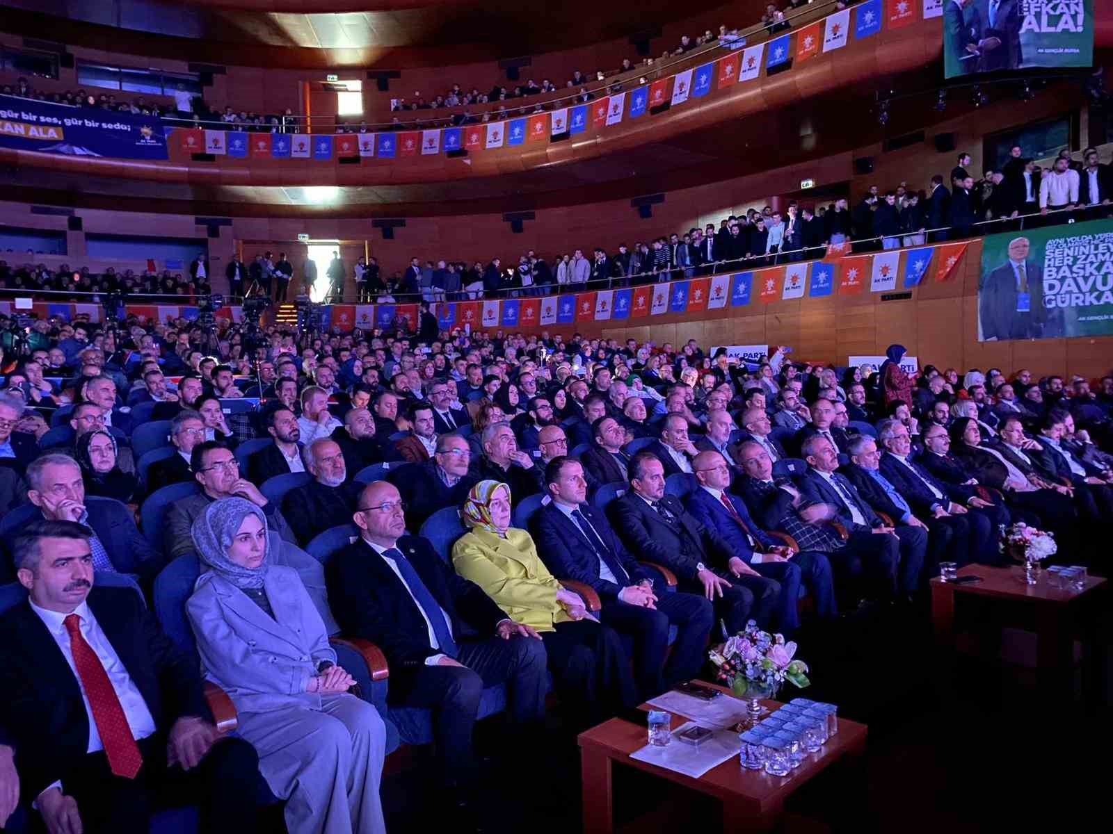 Ak Parti Genel Başkan Vekili Efkan Ala:
