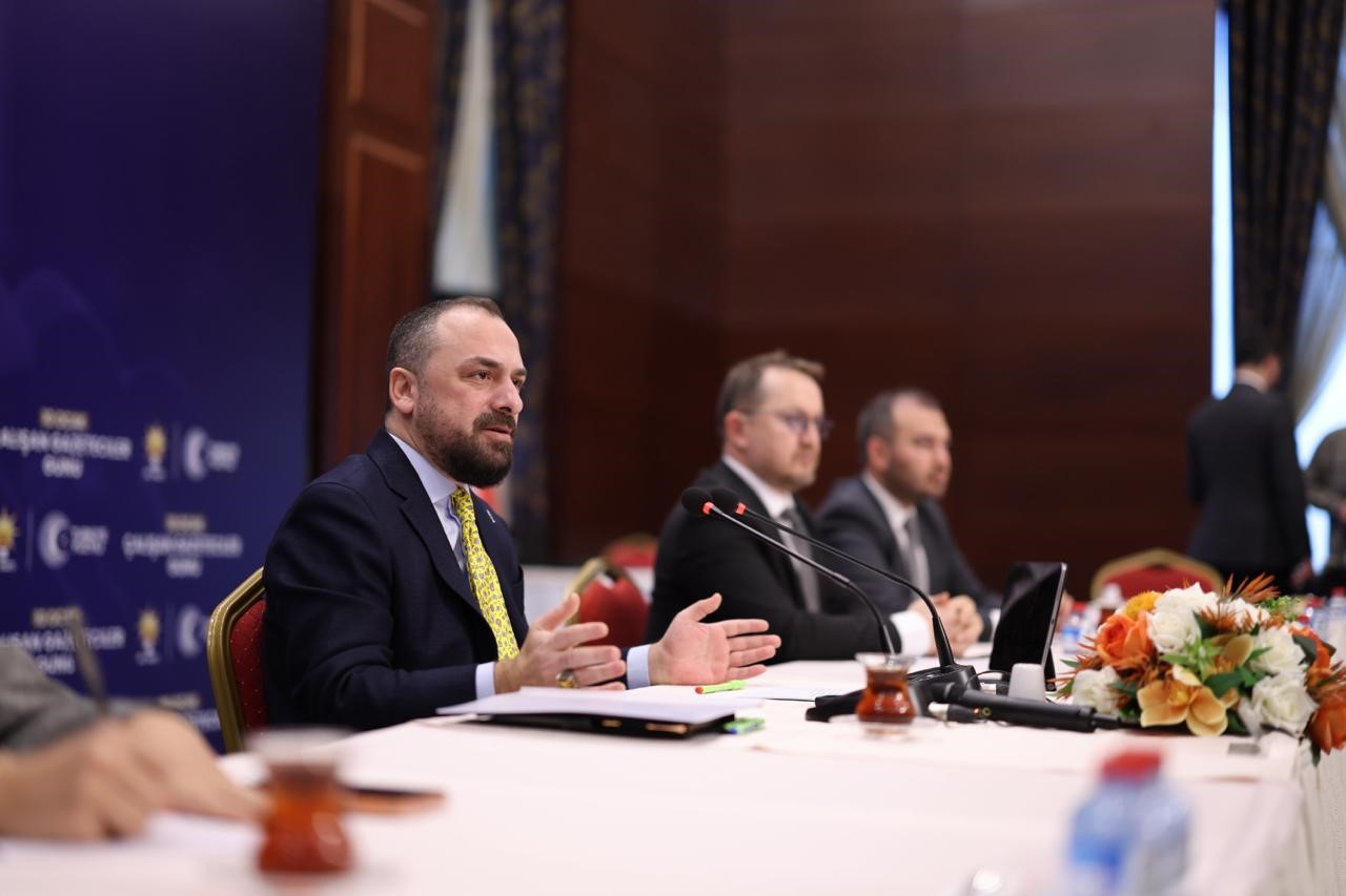 AK Parti Genel Başkan Yardımcısı Acar: "AK Parti olarak her zaman tarafsız bir şekilde gerçeği yansıtan gazeteciliğin yanında yer almayı sürdüreceğiz"
AK Parti Genel Başkan Yardımcısı Acar: "AK Parti olarak her zaman tarafsız bir şekilde gerçeği yansıtan gazeteciliğin yanında yer almayı sürdüreceğiz"