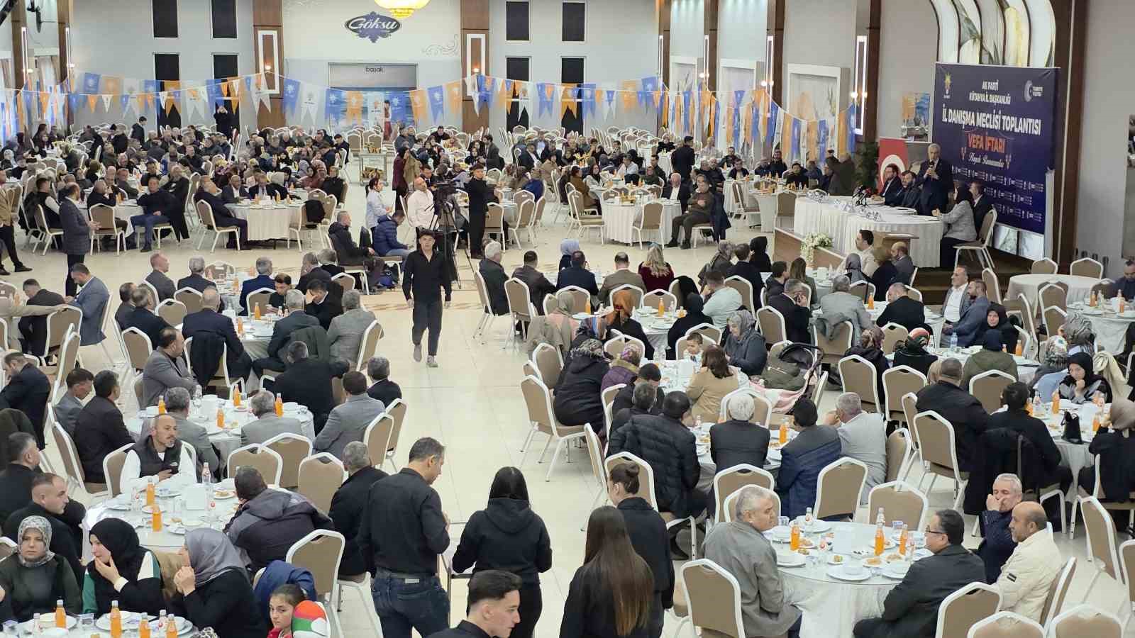 AK Parti Genel Başkan Yardımcısı Hasan Basri Yalçın Kütahya’da teşkilatla buluştu
