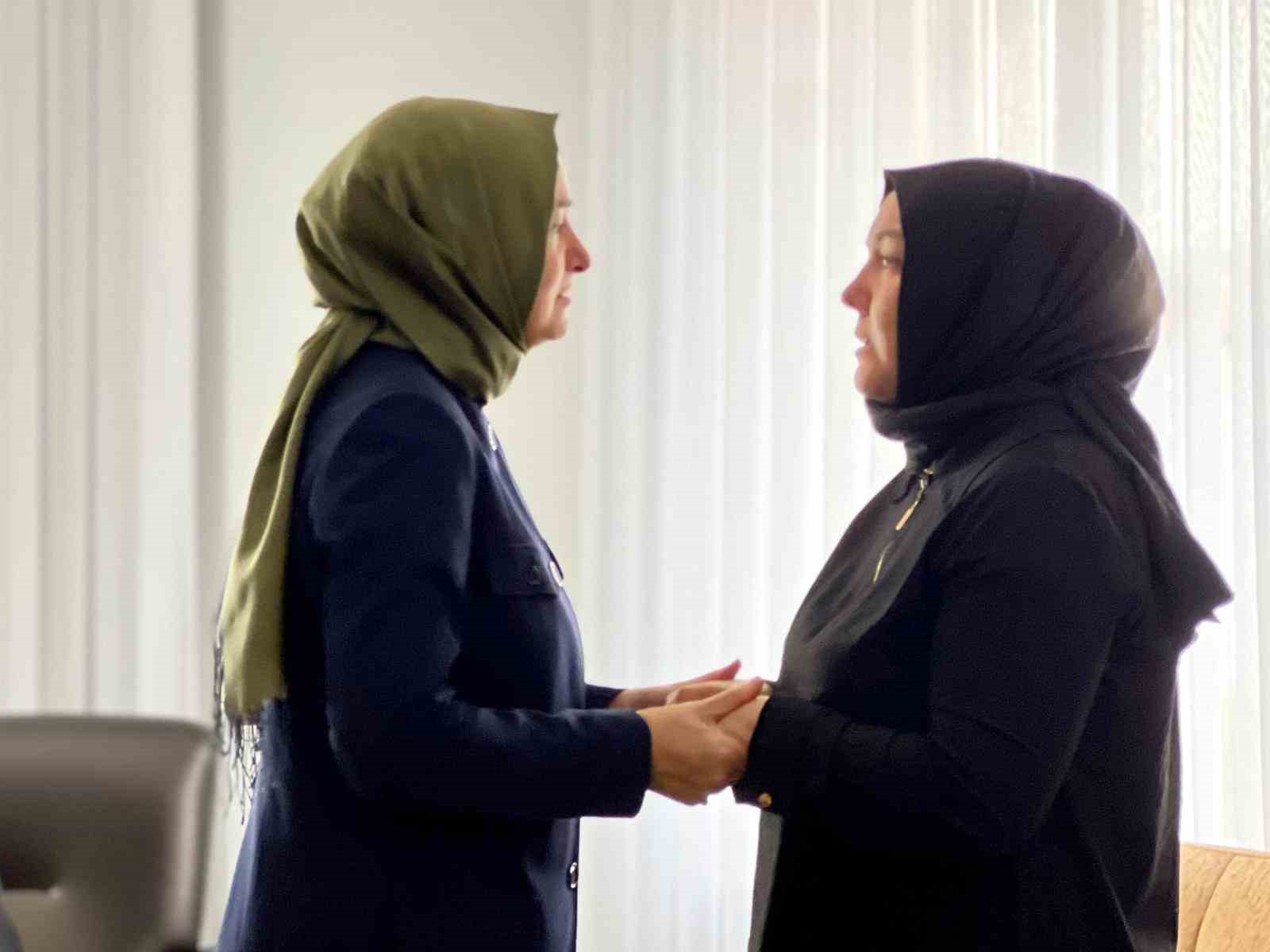 AK Parti Genel Başkan Yardımcısı Kaya, Kahramanmaraş’ta öğrencilerin aileleriyle bir araya geldi
