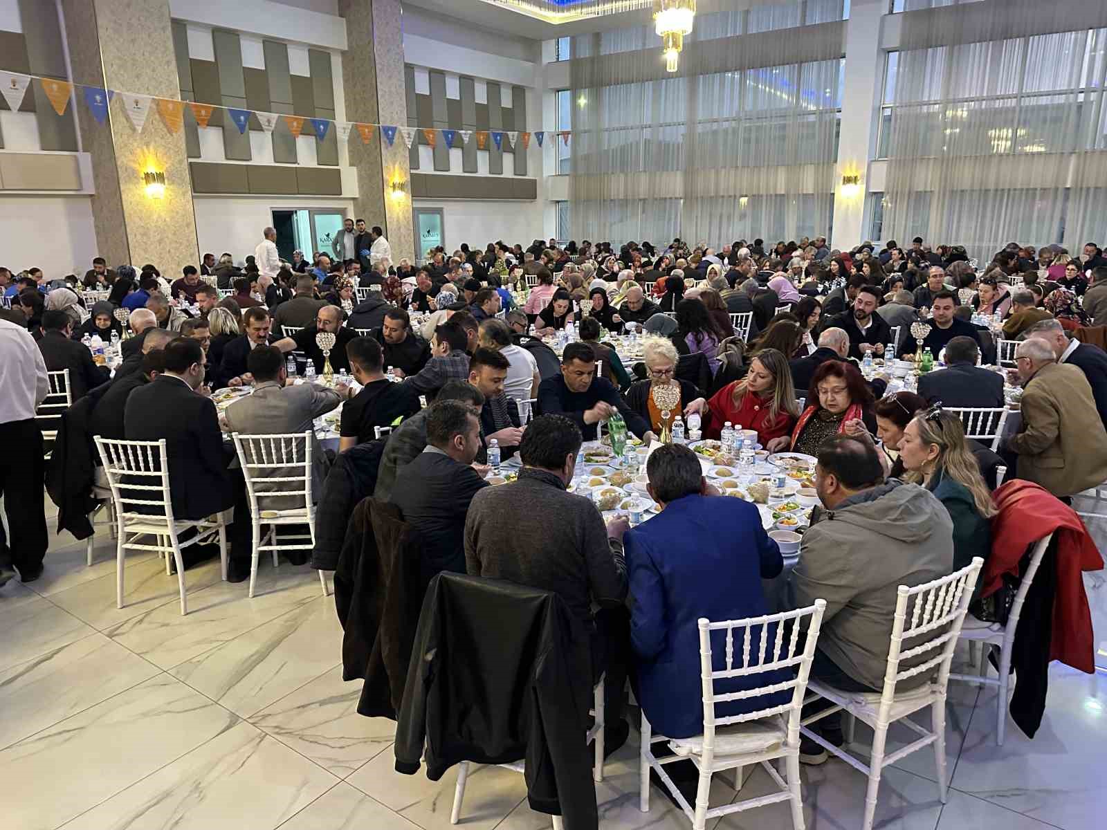 AK Parti Genel Başkan Yardımcısı Tuncer: "CHP’ye baktığımızda Türkiye’nin büyümesini konuşan bir siyaset değil, Türkiye’nin başarılarını küçümseyen bir siyaset görüyoruz"
