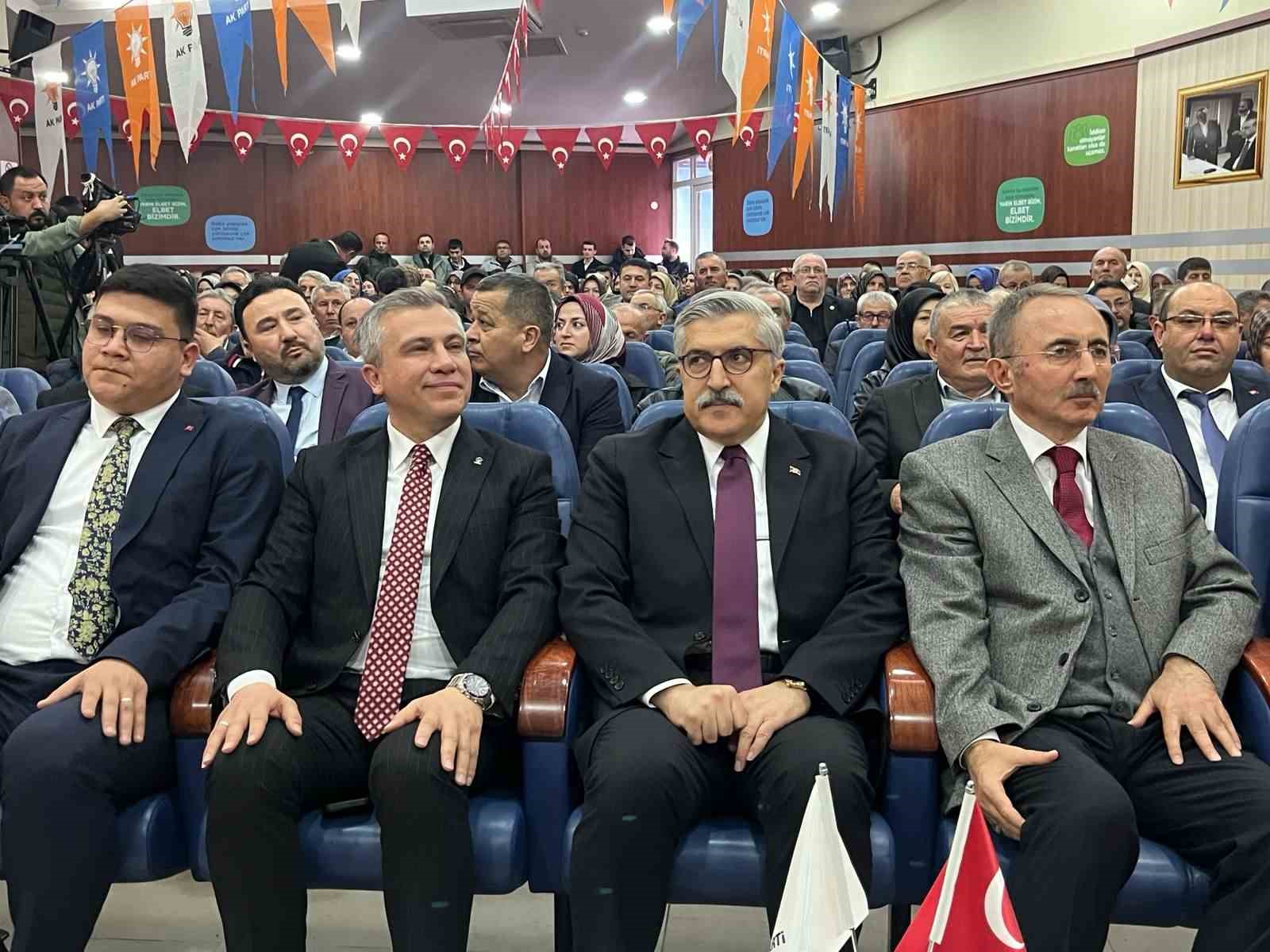 AK Parti Genel Başkan Yardımcısı Yayman: "CHP’ye bir kez daha seslenmek istiyorum; sizin içine girdiğiniz kaosla bizim işimiz yok"
AK Parti Genel Başkan Yardımcısı Yayman: "CHP’ye bir kez daha seslenmek istiyorum; sizin içine girdiğiniz kaosla bizim işimiz yok"