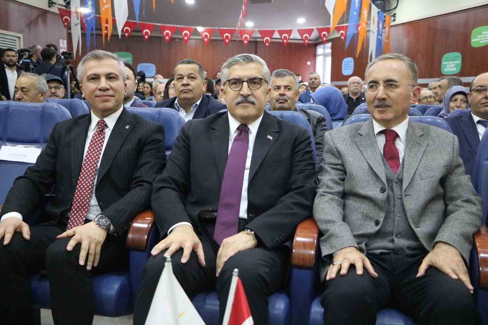 AK Parti Genel Başkan Yardımcısı Yayman: "CHP’ye bir kez daha seslenmek istiyorum; sizin içine girdiğiniz kaosla bizim işimiz yok"
AK Parti Genel Başkan Yardımcısı Yayman: "CHP’ye bir kez daha seslenmek istiyorum; sizin içine girdiğiniz kaosla bizim işimiz yok"