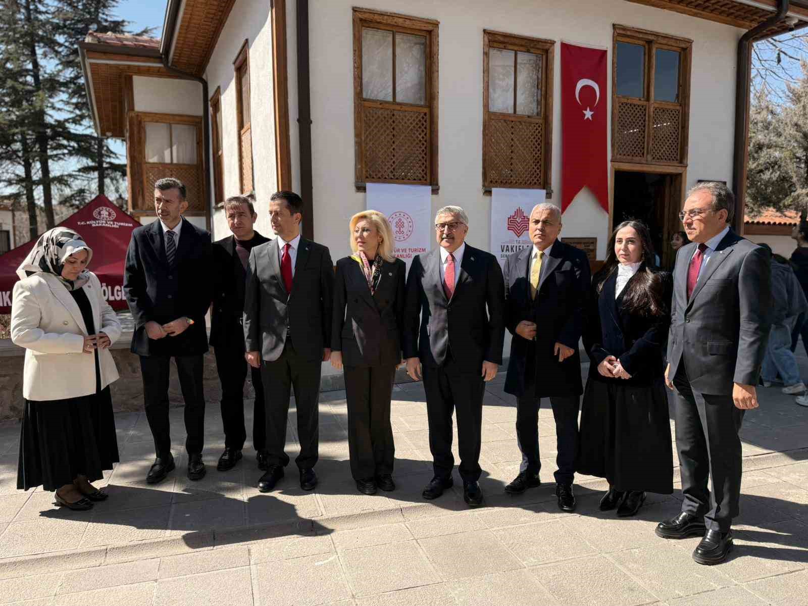 AK Parti Genel Başkan Yardımcısı Yayman: "İstiklal Marşı sadece 105 yıl önce yazılan bir marş değil, milletimizi millet yapan bir ruh köküdür"
