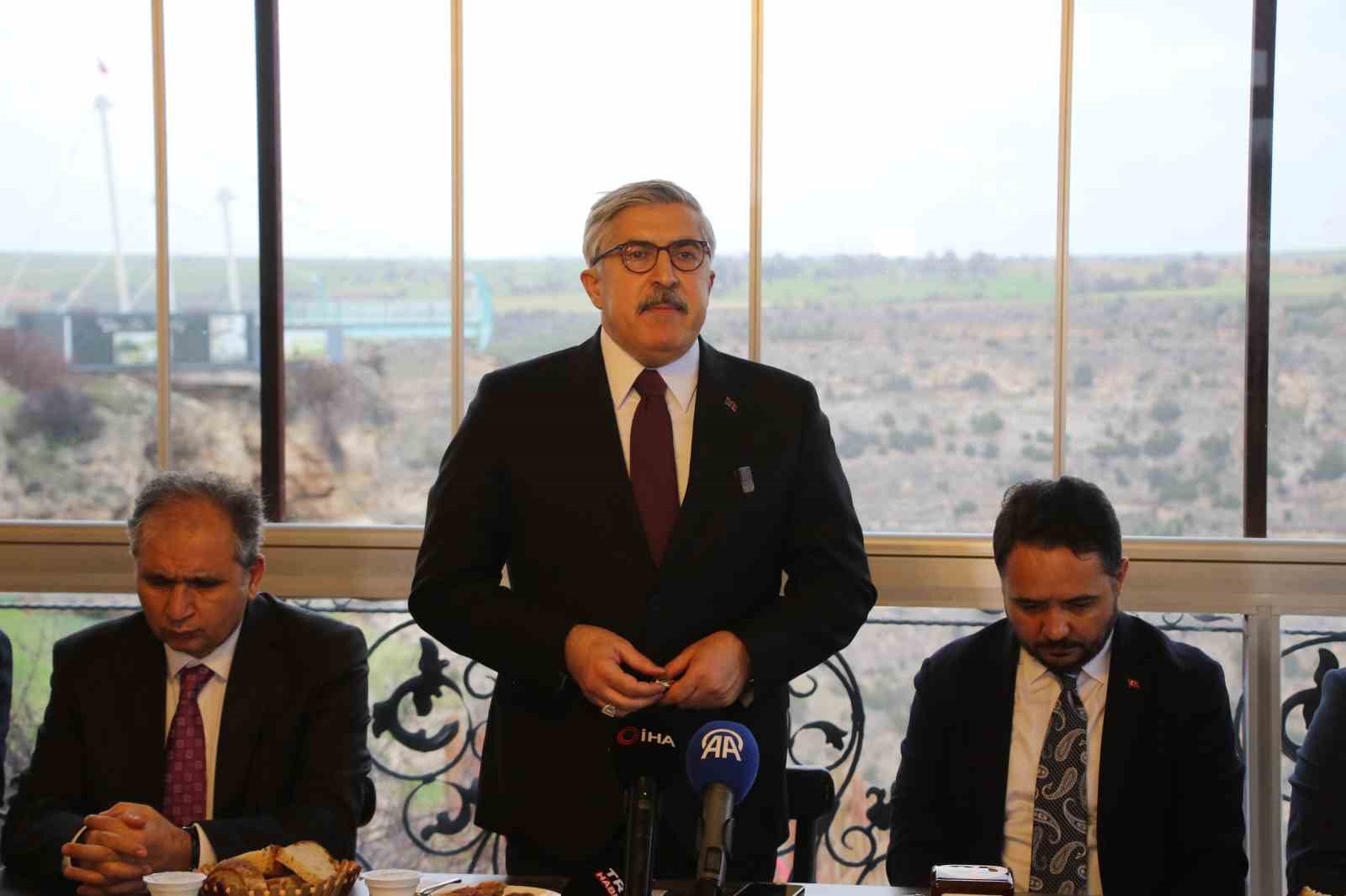 AK Parti Genel Başkan Yardımcısı Yayman: "Türkiye yüzyılında en önemli şehirlerden bir tanesi inşallah Uşak olacak"
