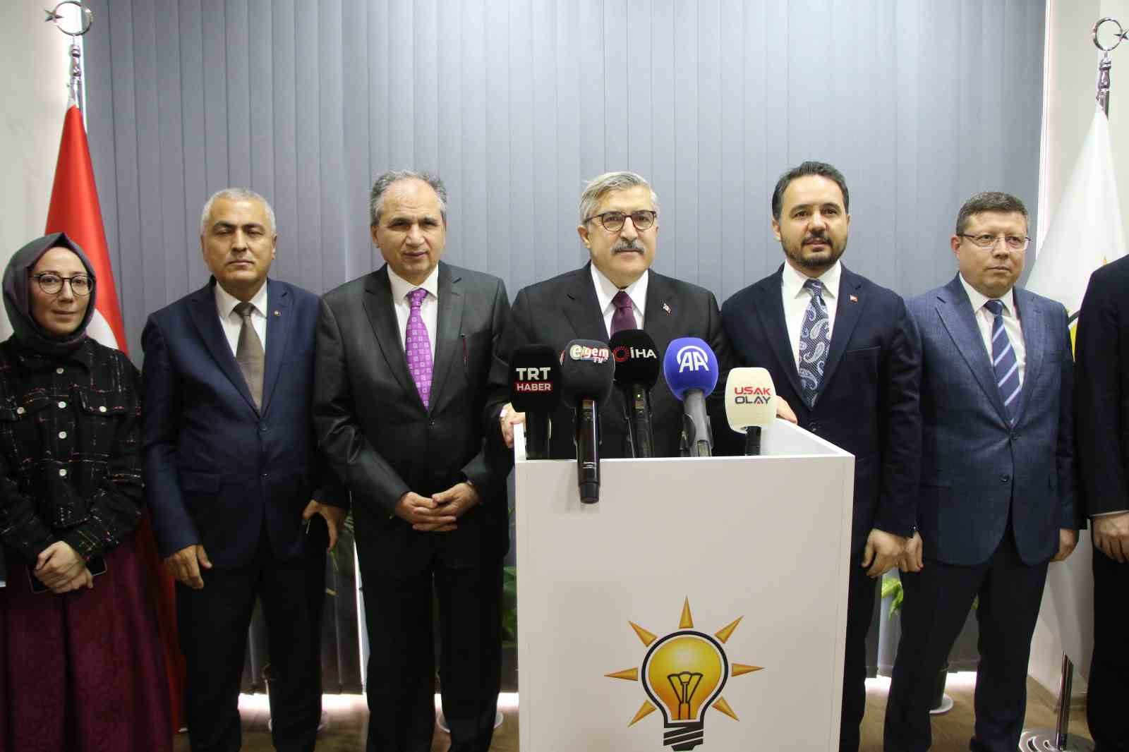 AK Parti Genel Başkan Yardımcısı Yayman Uşak’ta açıklamalarda bulundu
