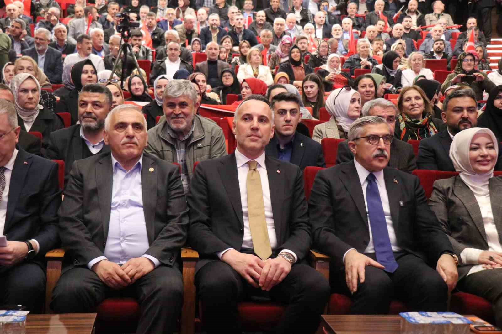 AK Parti Genel Başkan Yardımcısı Yayman: "Yenilen pehlivan güreşe doymazmış"
