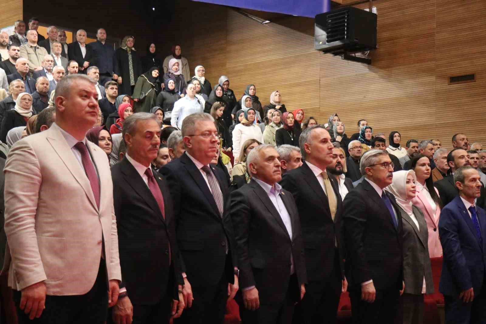 AK Parti Genel Başkan Yardımcısı Yayman: "Yenilen pehlivan güreşe doymazmış"
