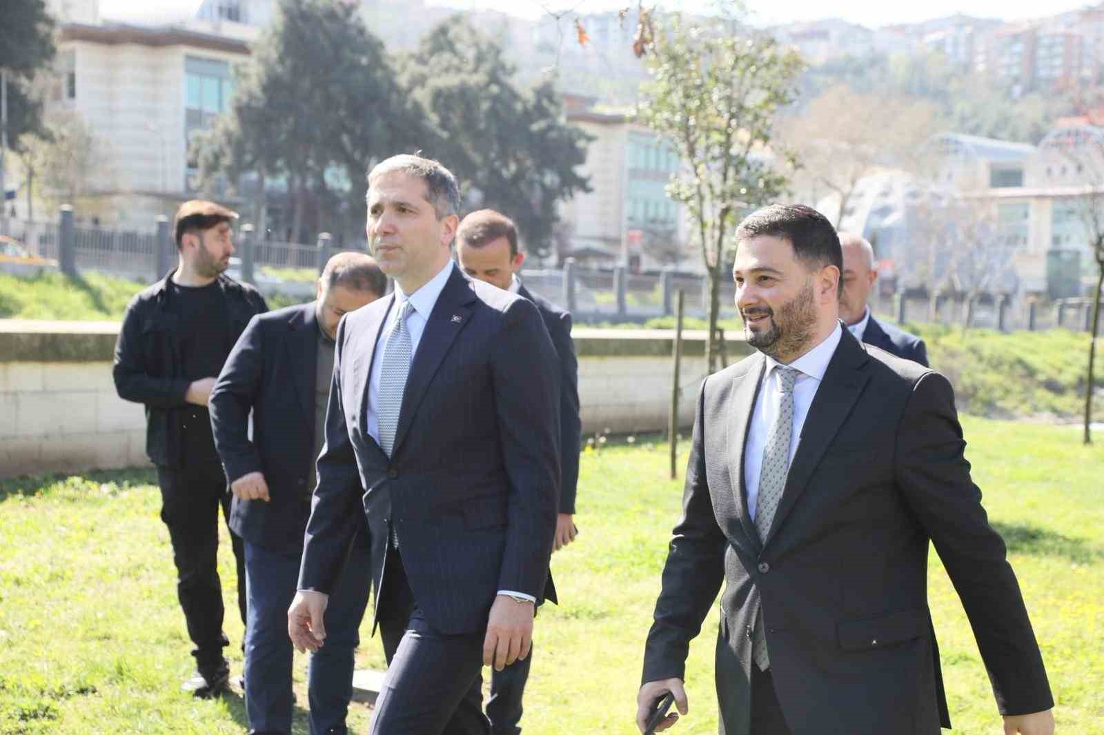 AK Parti Genel Başkan Yardımcısı Zafer Sırakaya’dan Kağıthane’ye ziyaret
