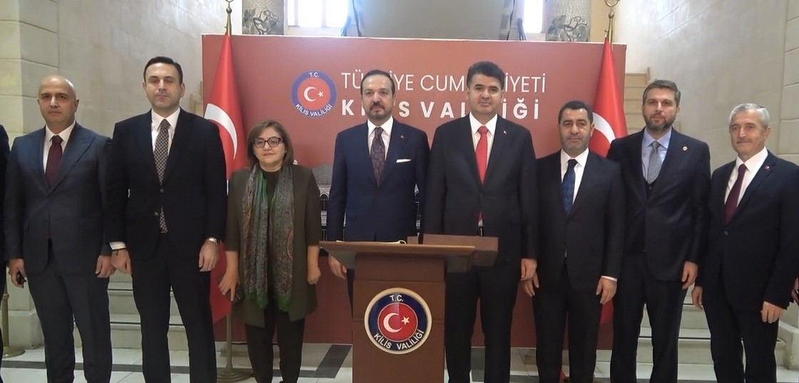 AK Parti heyetinden Suriye ziyareti öncesi Vali Kalaylı’ya ziyaret
