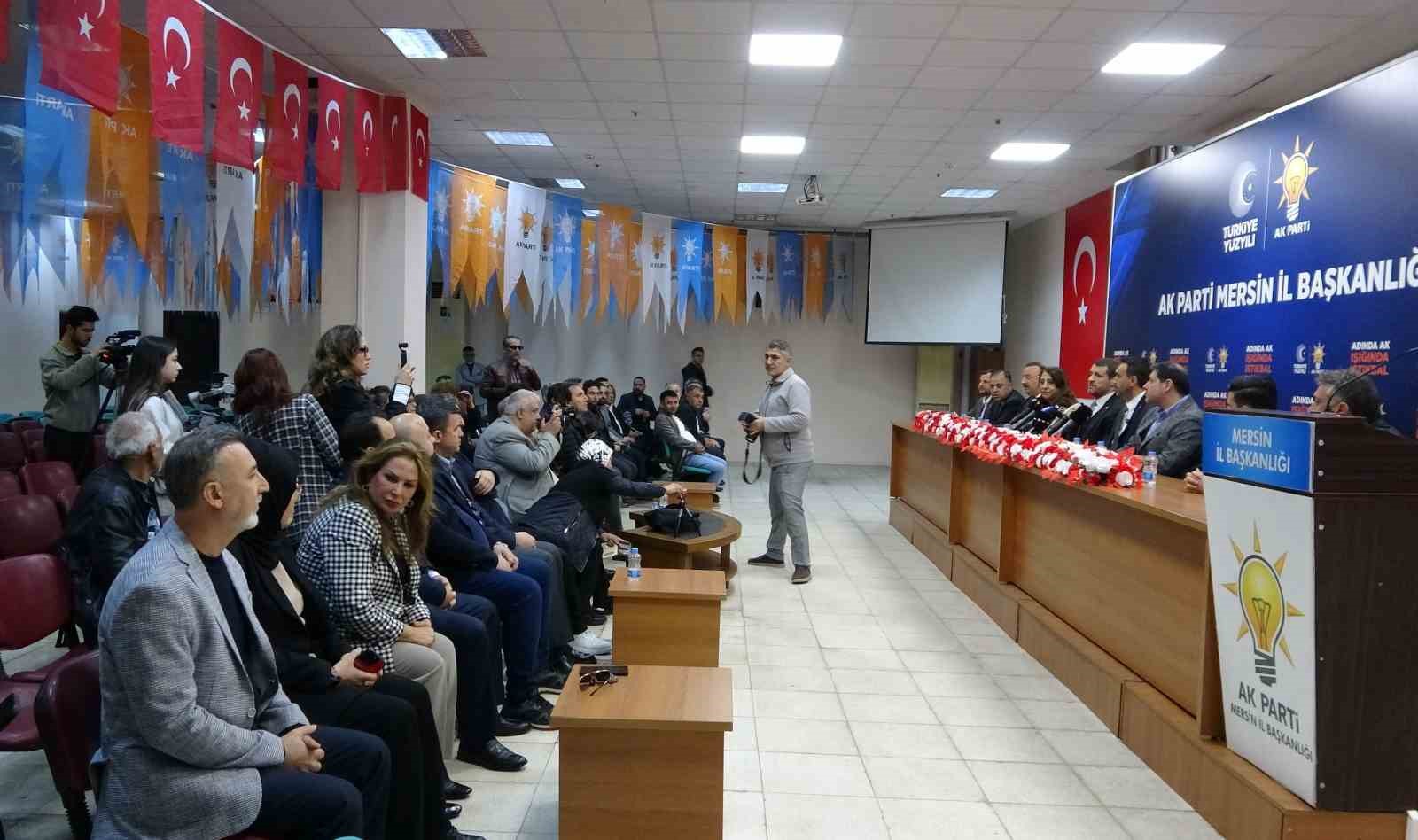 AK Parti İl Başkanı Aldemir: "Mersin’e layık olamadınız, sözlerinizi tutmadınız"
AK Parti İl Başkanı Aldemir: "Mersin’e layık olamadınız, sözlerinizi tutmadınız"