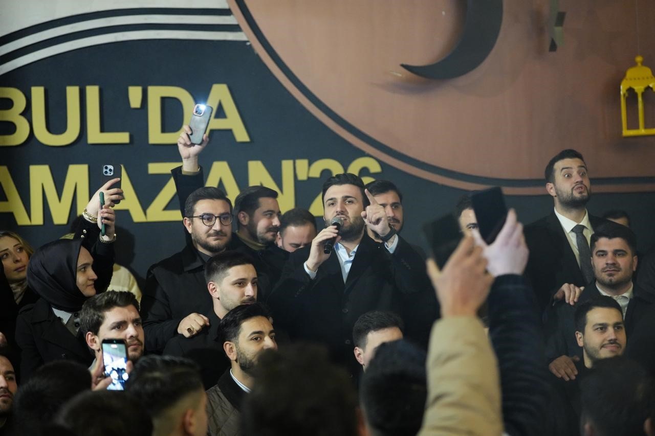 AK Parti İstanbul İl Gençlik Kolları Başkanı Yüce: "Bir senede 45 bin yeni genç üyeyi AK Gençlik’e kazandırdık"
AK Parti İstanbul İl Gençlik Kolları Başkanı Yüce: "Bir senede 45 bin yeni genç üyeyi AK Gençlik’e kazandırdık"