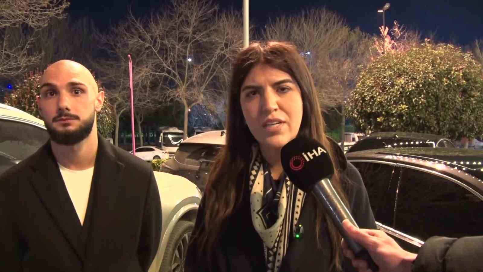 AK Parti İstanbul Milletvekili Derya Ayaydın’dan, gençlere milli futbolcuyla sürpriz ziyaret
