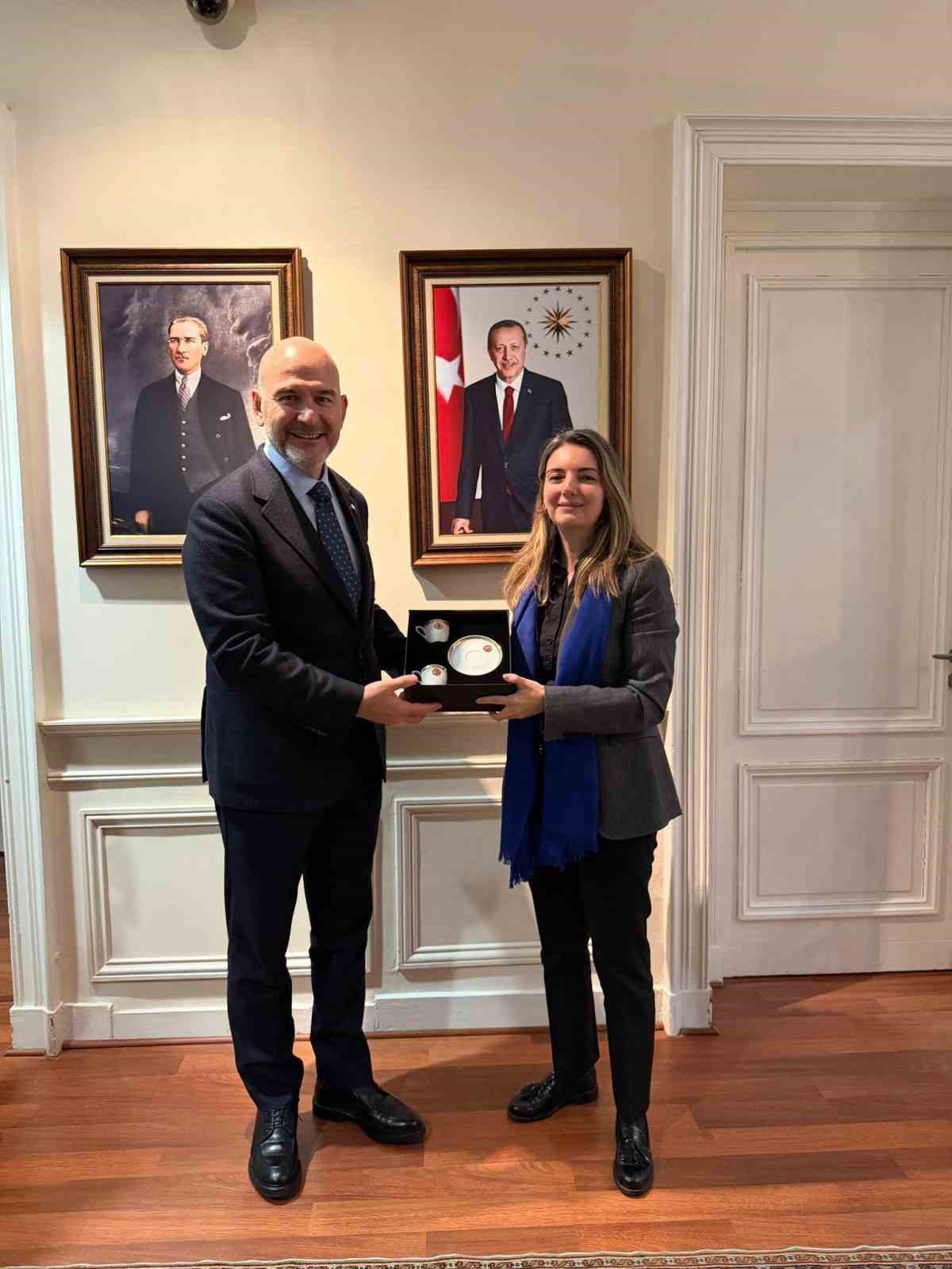 AK Parti İstanbul Milletvekili Soylu: "Avrupa’daki Türkler yükseliyor"
AK Parti İstanbul Milletvekili Soylu: "Avrupa’daki Türkler yükseliyor"