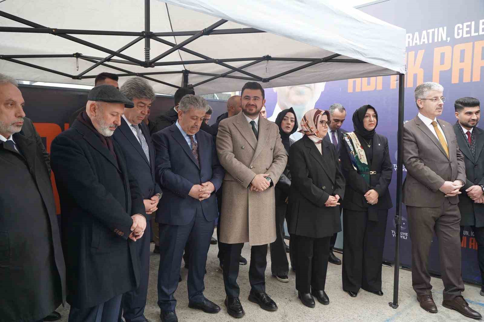 AK Parti Kayseri’de bayramlaştı

