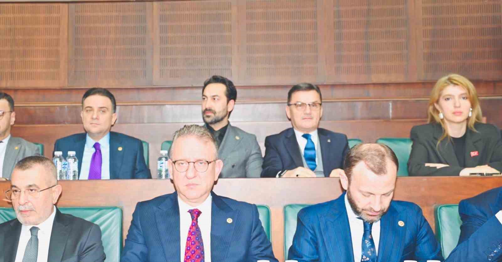 AK Parti Malatya Milletvekili Ölmeztoprak, gündeme ilişkin değerlendirmelerde bulundu
AK Parti Malatya Milletvekili Ölmeztoprak, gündeme ilişkin değerlendirmelerde bulundu