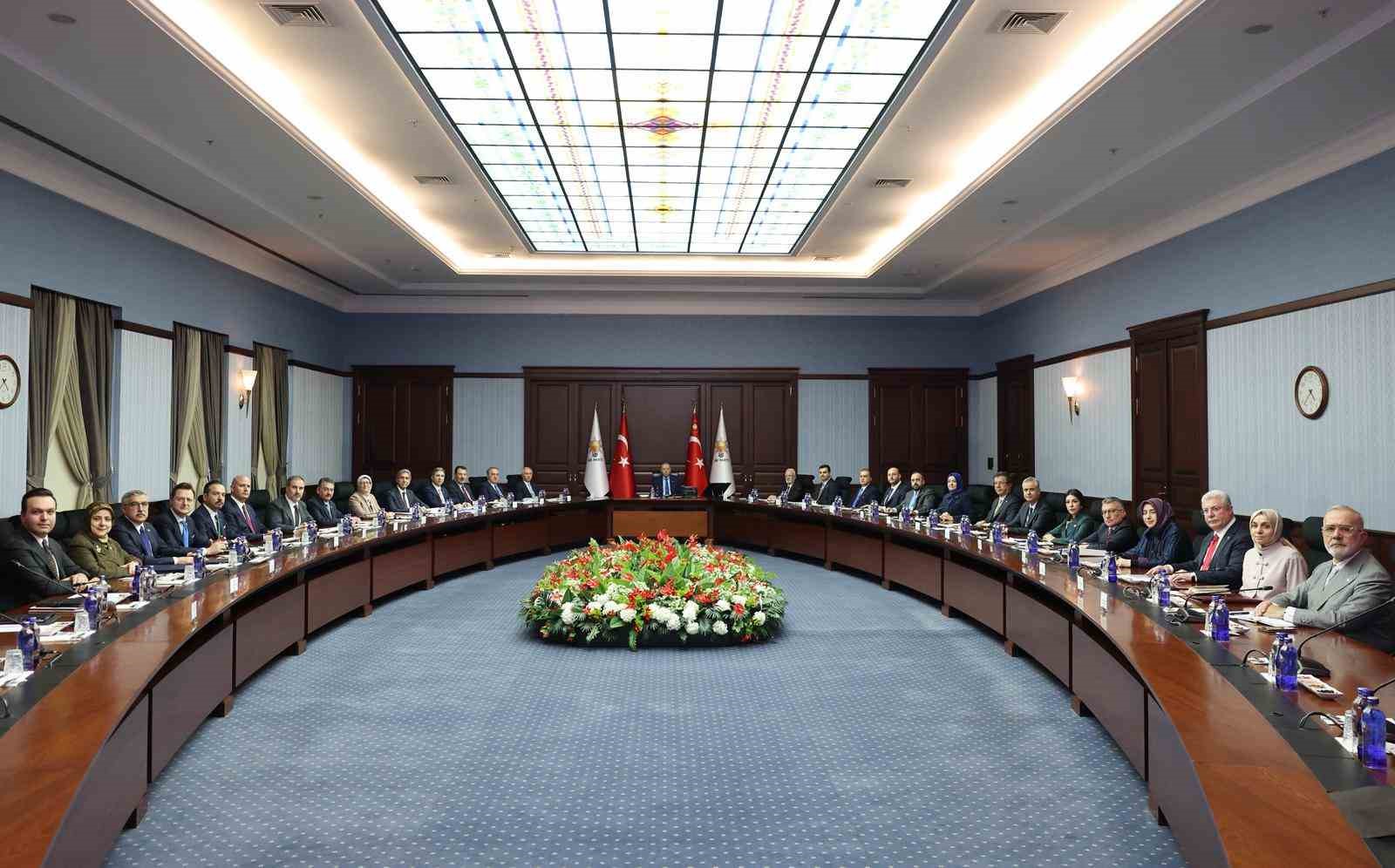 AK Parti MYK başladı
