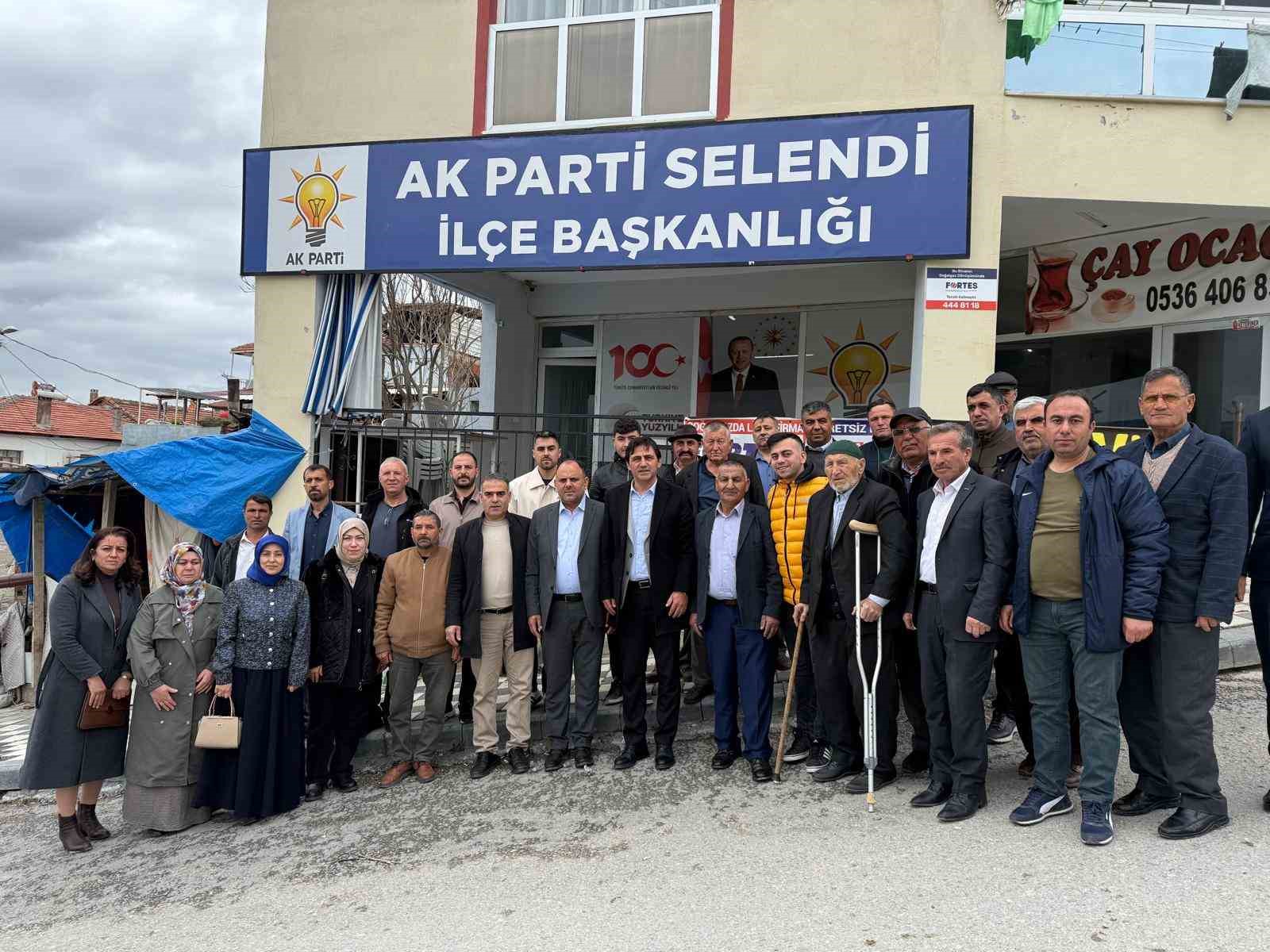 AK Parti Selendi İlçe Başkanlığı bayramlaştı
