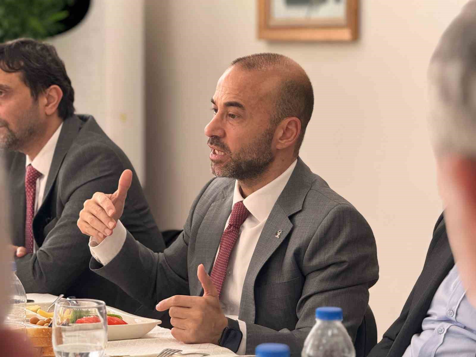 AK Parti Yalova İl Başkanı Güçlü: "Yalova’yı bu hale tedbirsizlik getirdi"
