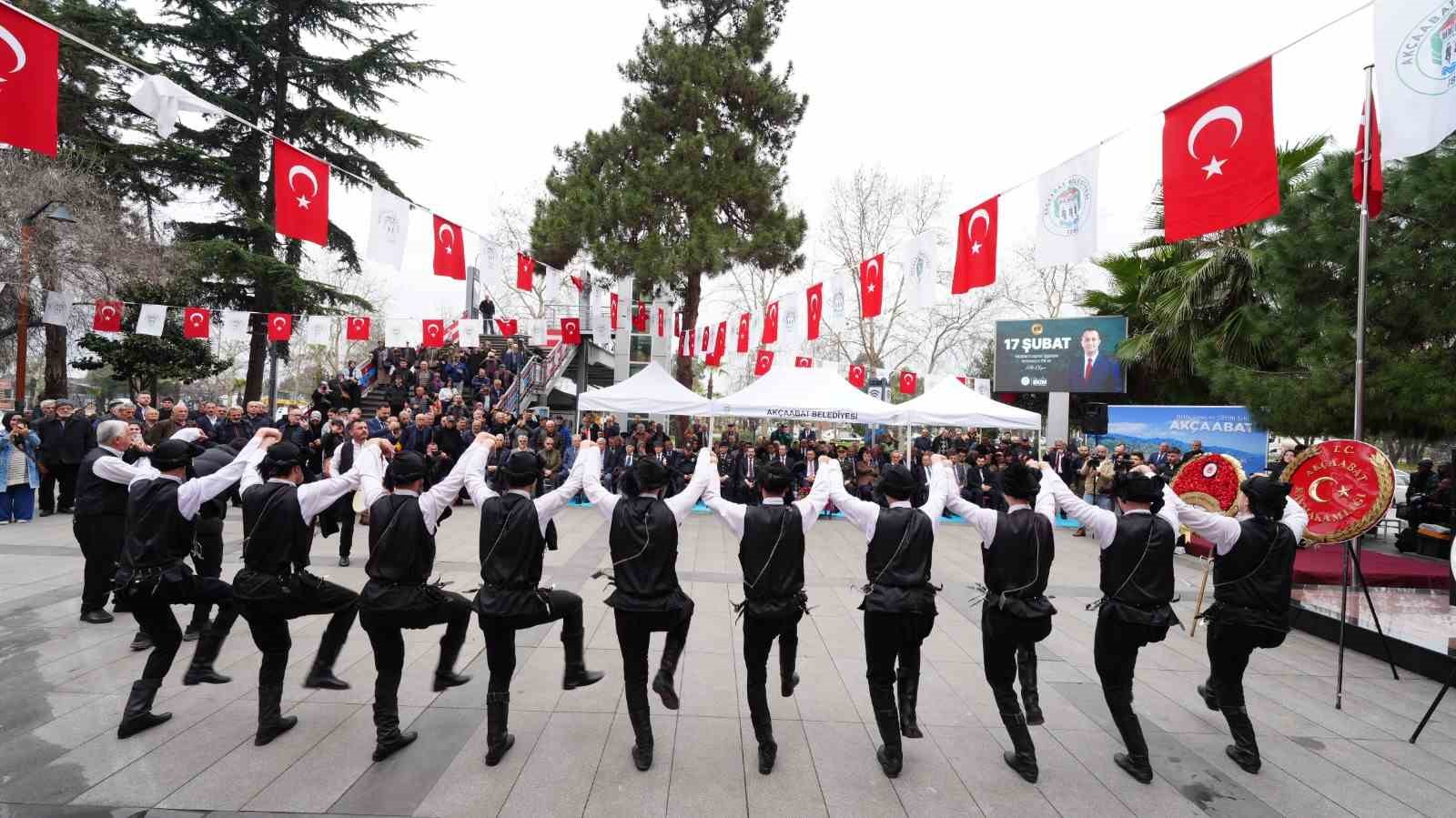 Akçaabat’ın kurtuluşunun 108. yıl dönümü etkinlikleri
Akçaabat’ın kurtuluşunun 108. yıl dönümü etkinlikleri