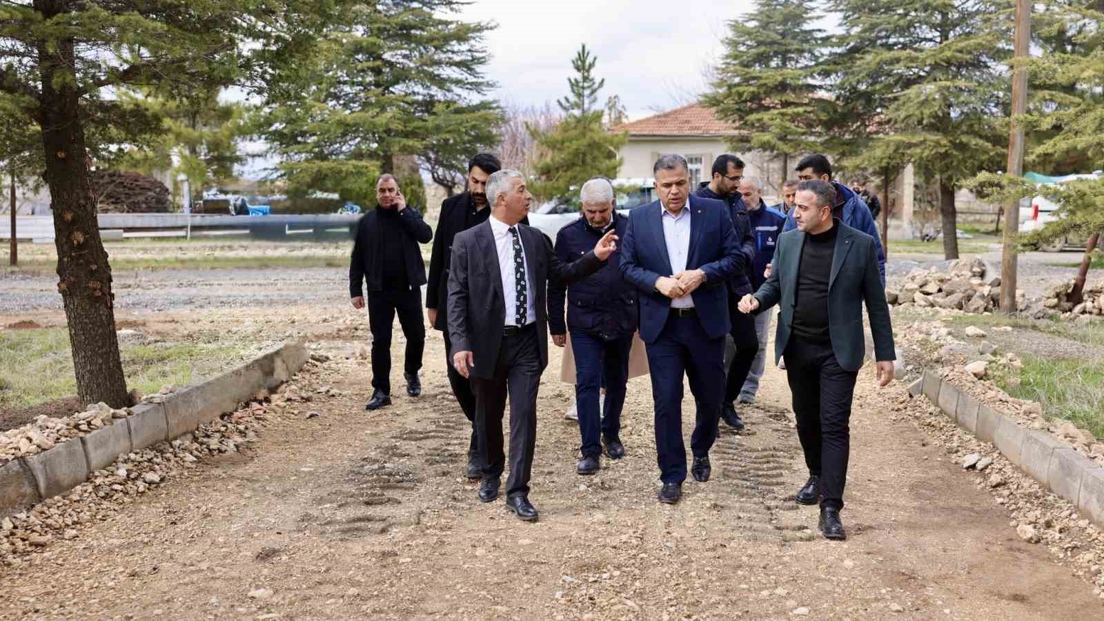 Akçadağ’a yeni mezarlık alanı kazandırılıyor
