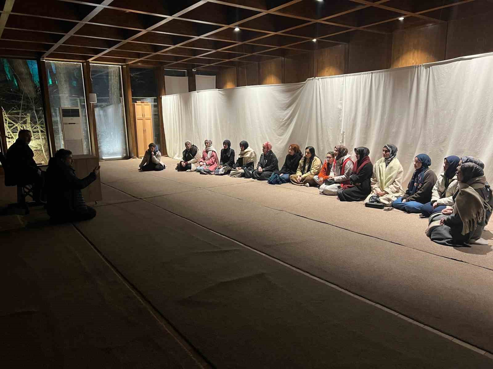 Akçakocalı gençlere sahur sürprizi
