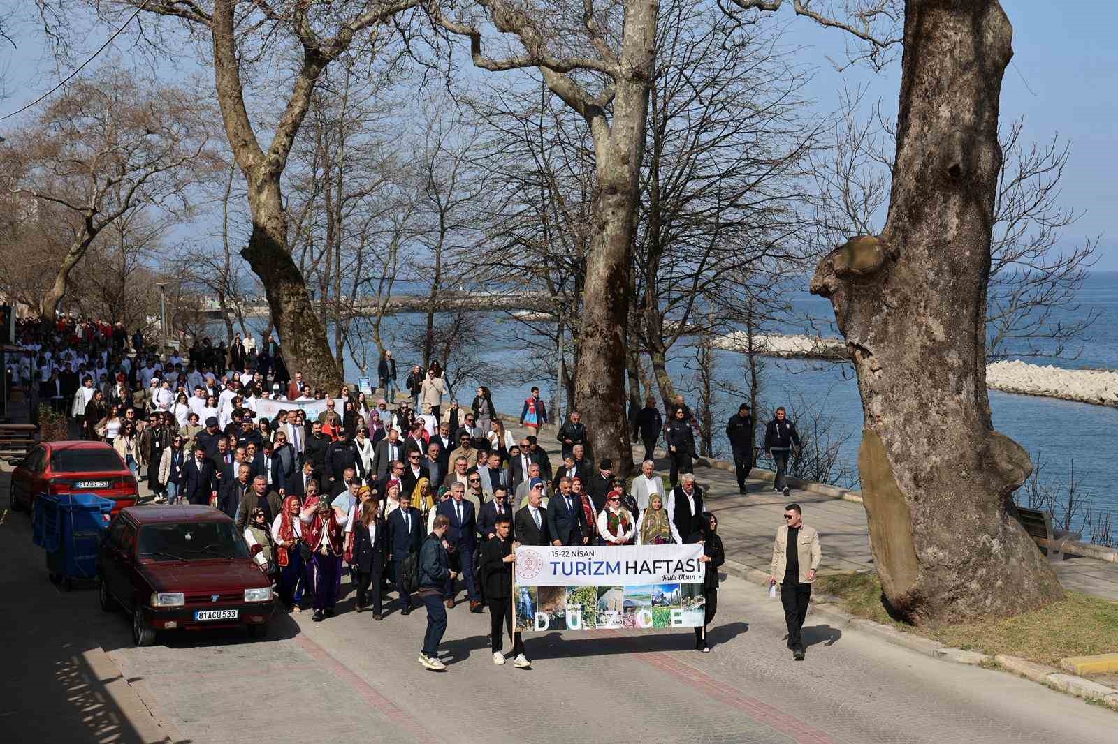 Akçakoca’nın Geleceğine Işık Tutan "Akçakoca Turizm ve Ekonomi Sempozyumu" Başladı
