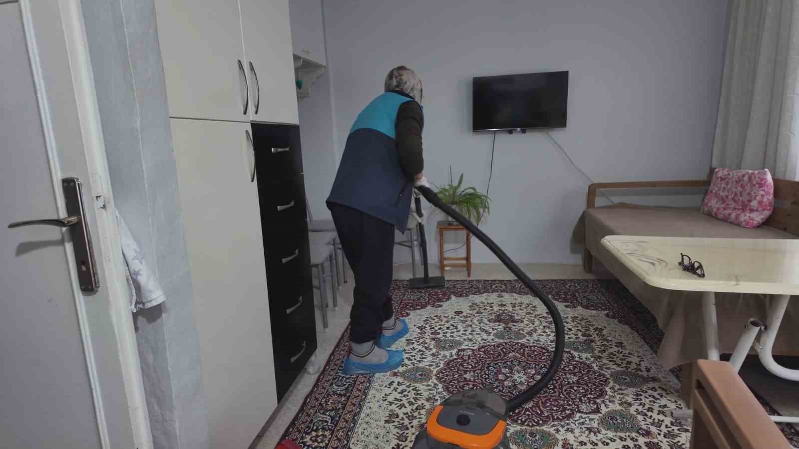 Akdeniz Belediyesinden kimsesiz, engelli ve yaşlılara şefkat eli
