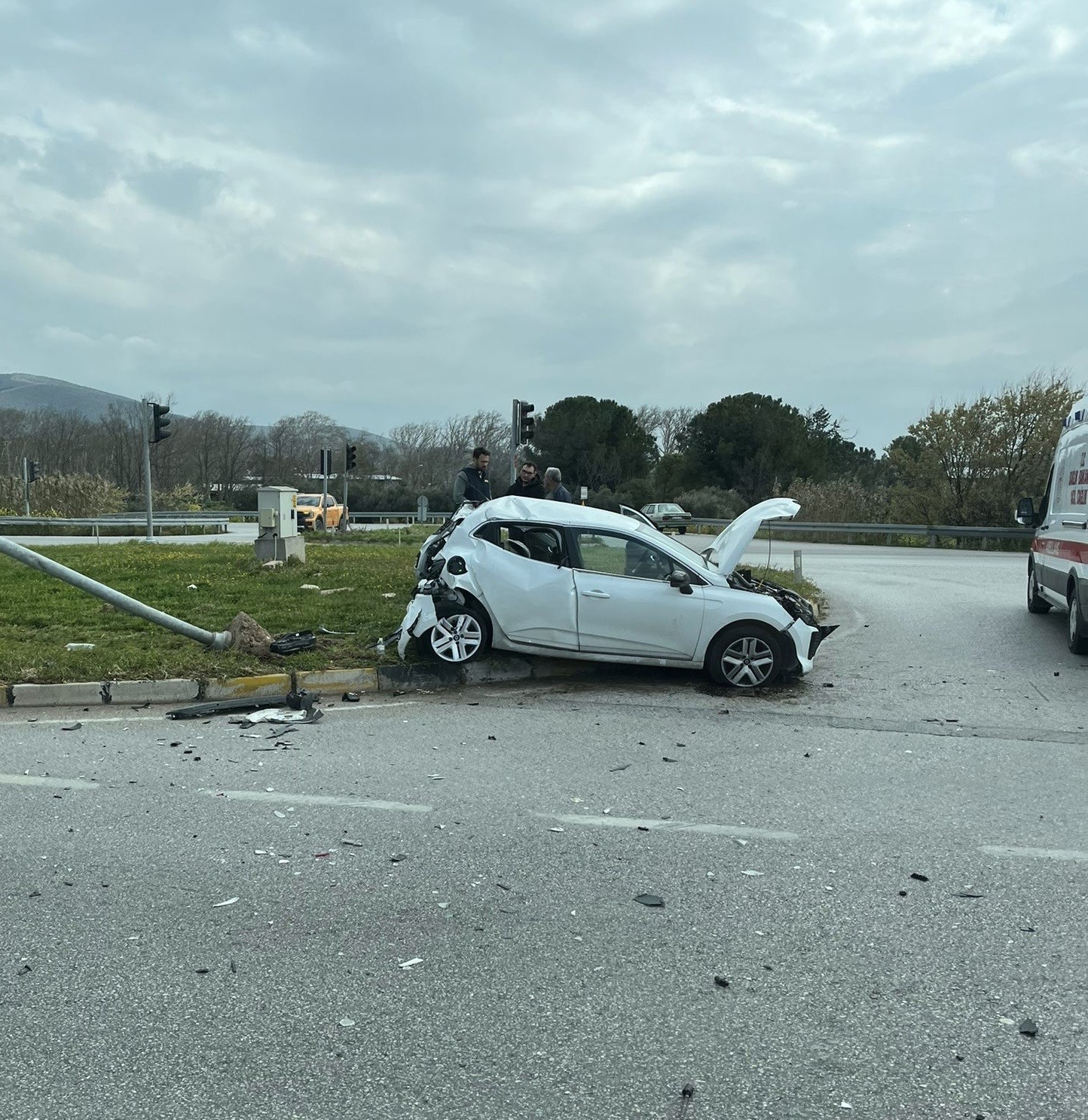 Akhisar’da OSB kavşağında trafik kazası: 1 yaralı
