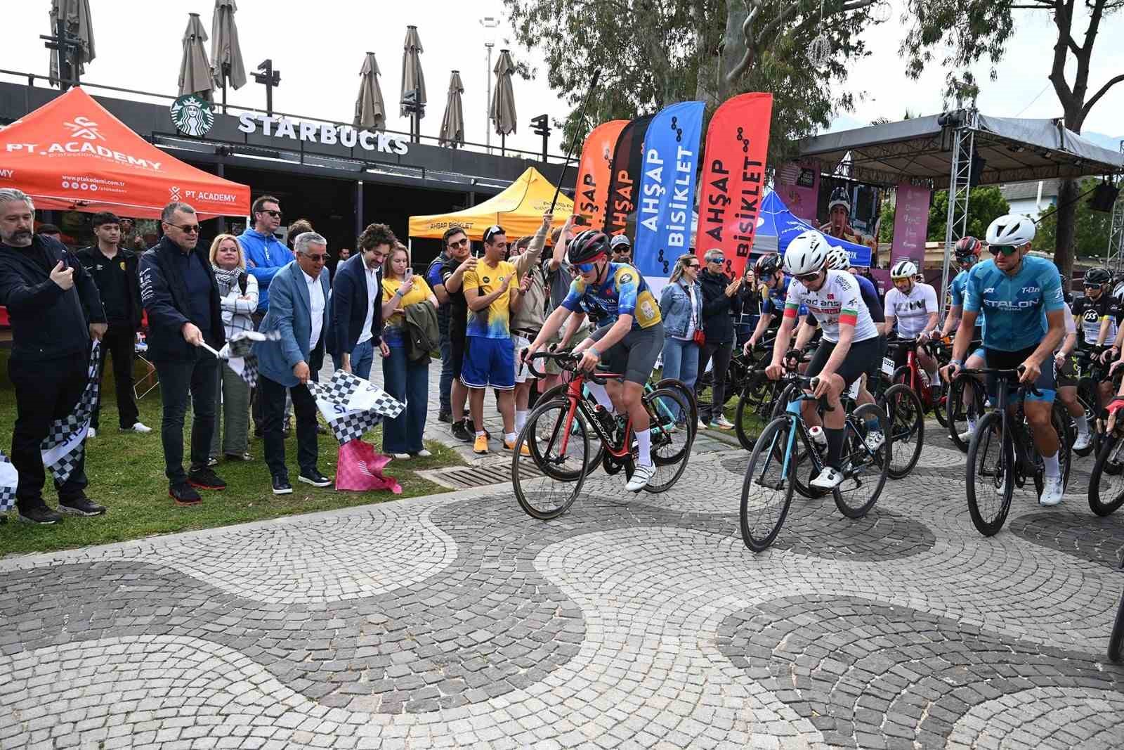AKRA Gran Fondo Antalya ilk kez düzenlenen tırmanış etabıyla başladı
