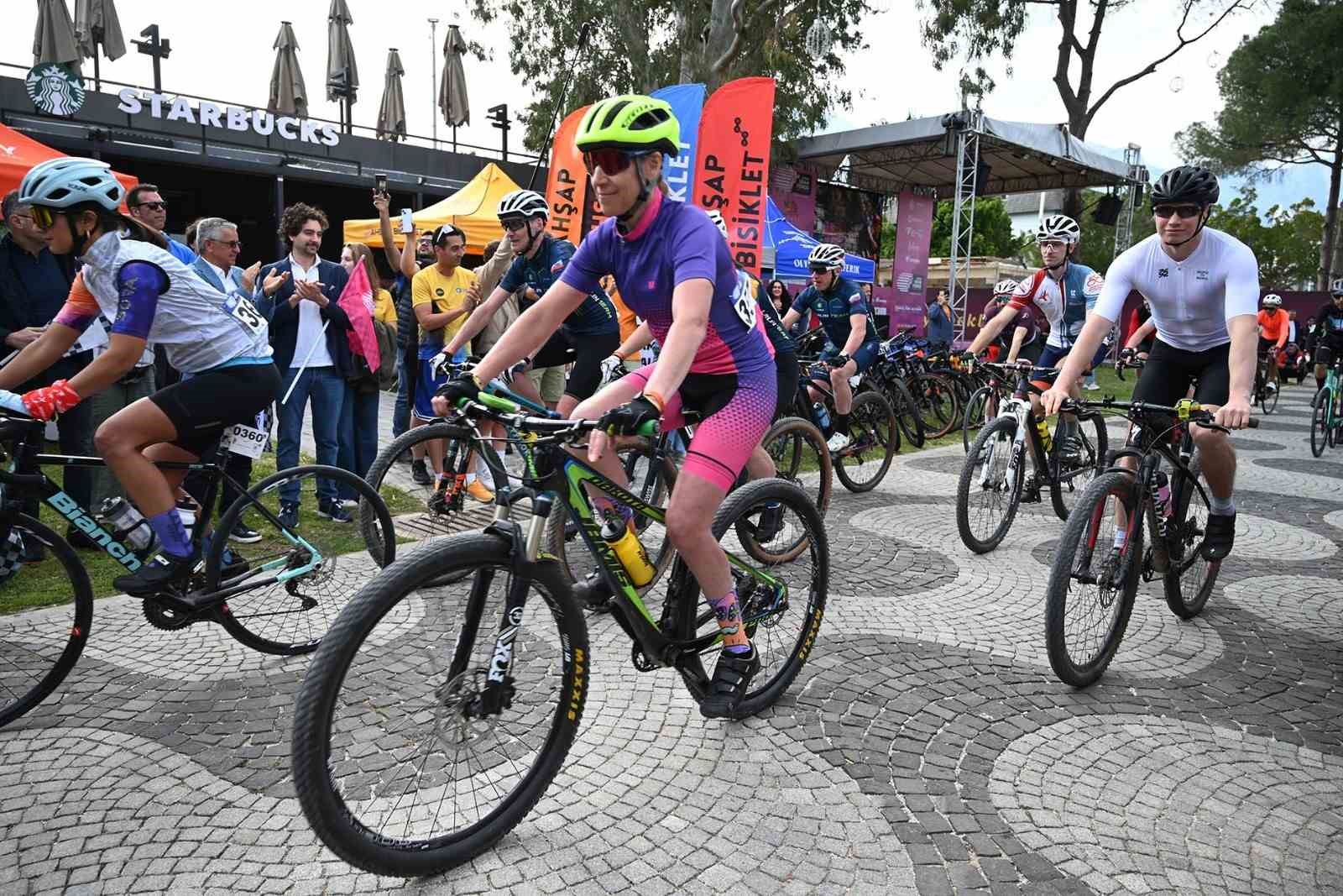 AKRA Gran Fondo Antalya ilk kez düzenlenen tırmanış etabıyla başladı
