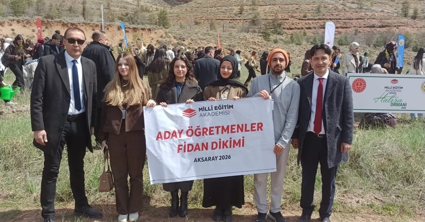 Aksaray’da aday öğretmenler fidanları toprakla buluşturdu
