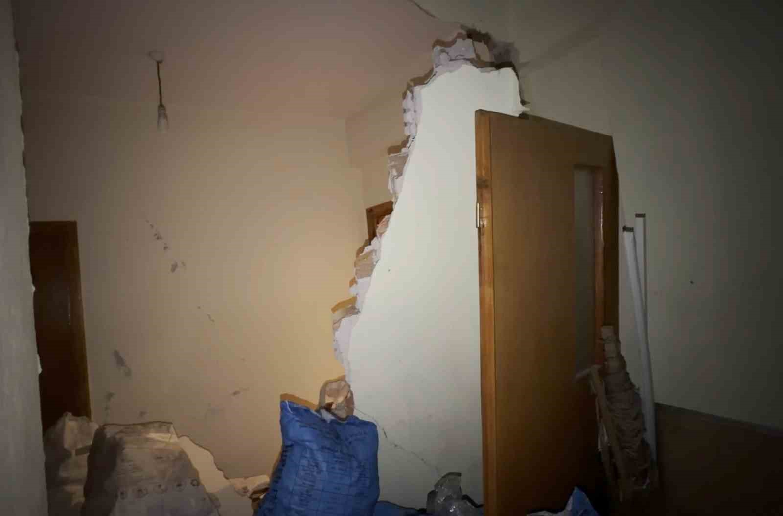 Aksaray’da doğal gaz patlaması: 1’i ağır 2 yaralı
