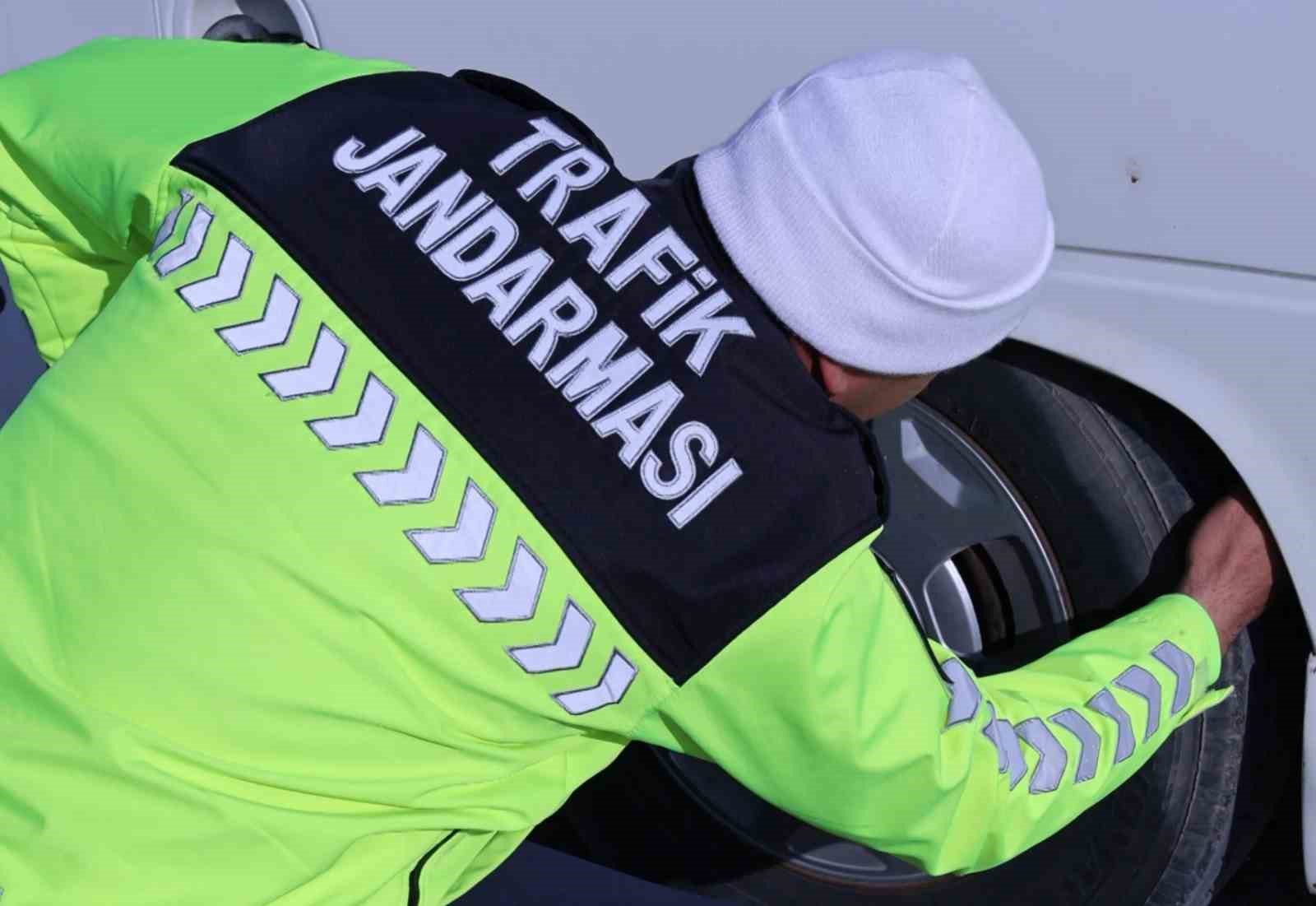 Aksaray’da kış lastiği denetimi
