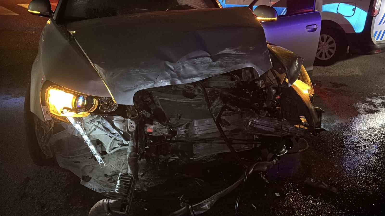 Aksaray’da kuzenler çarpıştı: 1 yaralı
