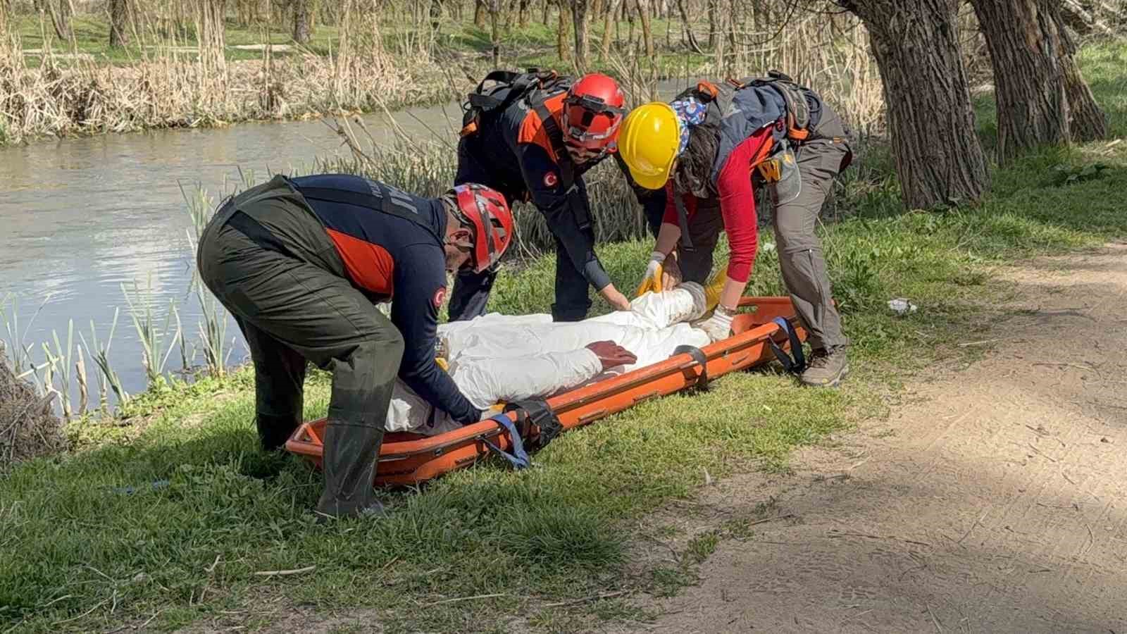 Aksaray’da sel tatbikatı gerçeğini aratmadı
