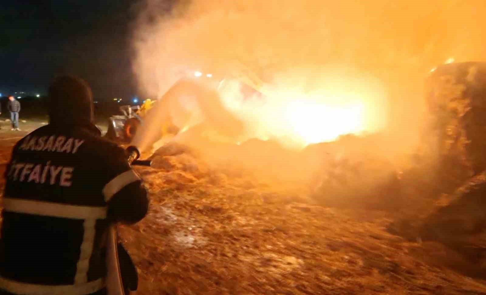 Aksaray’da tonlarca saman balyası alev alev yandı: o anlar dron kamerasında
