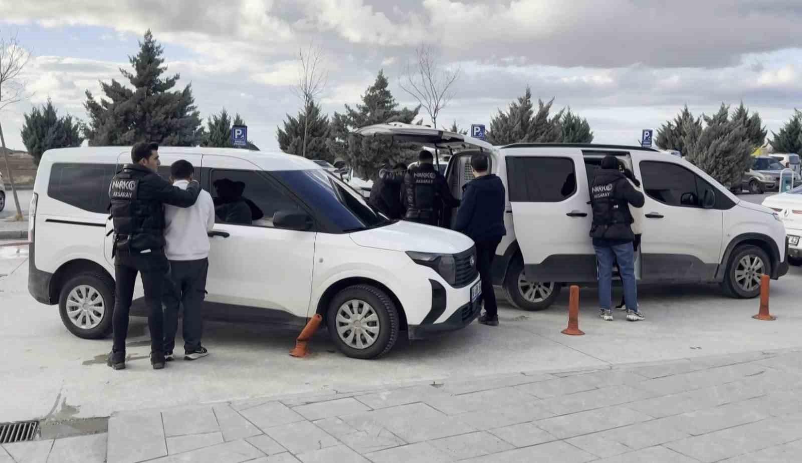 Aksaray’da uyuşturucu operasyonu: 8 gözaltı

